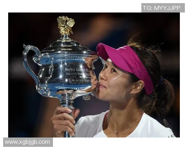 专访网球明星陈伟揭秘他成功背后的心路历程与训练秘诀 专访网球明星陈伟揭秘他成功背后的心路历程与训练秘诀