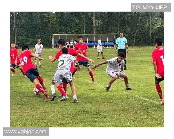 成都足球队技术实力强劲荣登全国足球技术排行榜第七位 成都足球队技术实力强劲荣登全国足球技术排行榜第七位